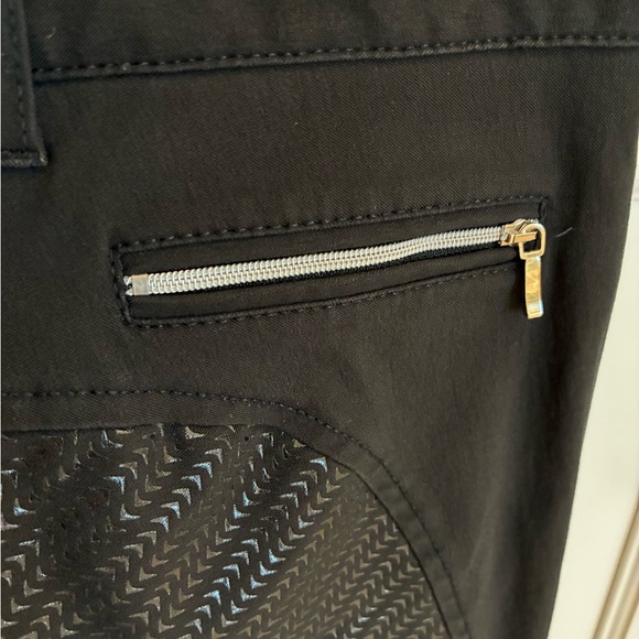 Women Equiline black riding breeches with full seat grip. Size IT 42. - Picture 5 of 8